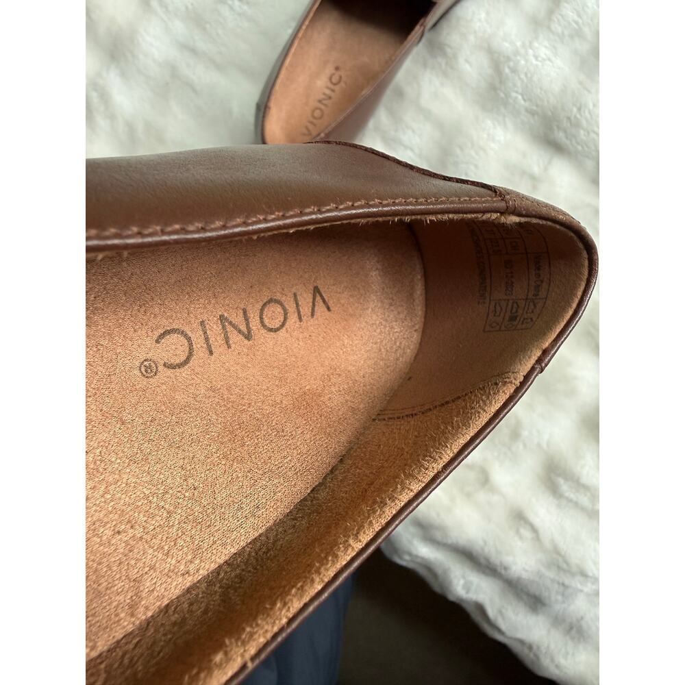 Vionic Kensley Brown Leather Loafers Lug Sole Comfort Shoes Women’s Size 7 - Picture 8 of 8